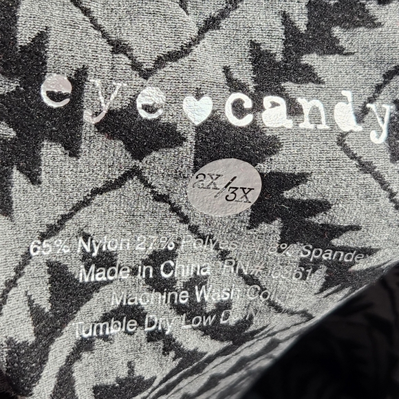 Eye Candy NWT Black & Grey Geometric Print Pull On Leggings Plus Size 2x / 3X - Picture 6 of 9